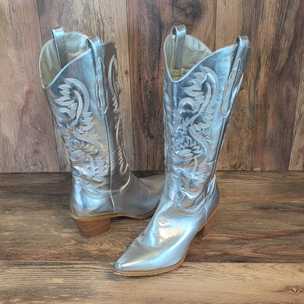 Shimmering Silver Embroidered Heeled Cowboy Cowgirl Boots 11        M687